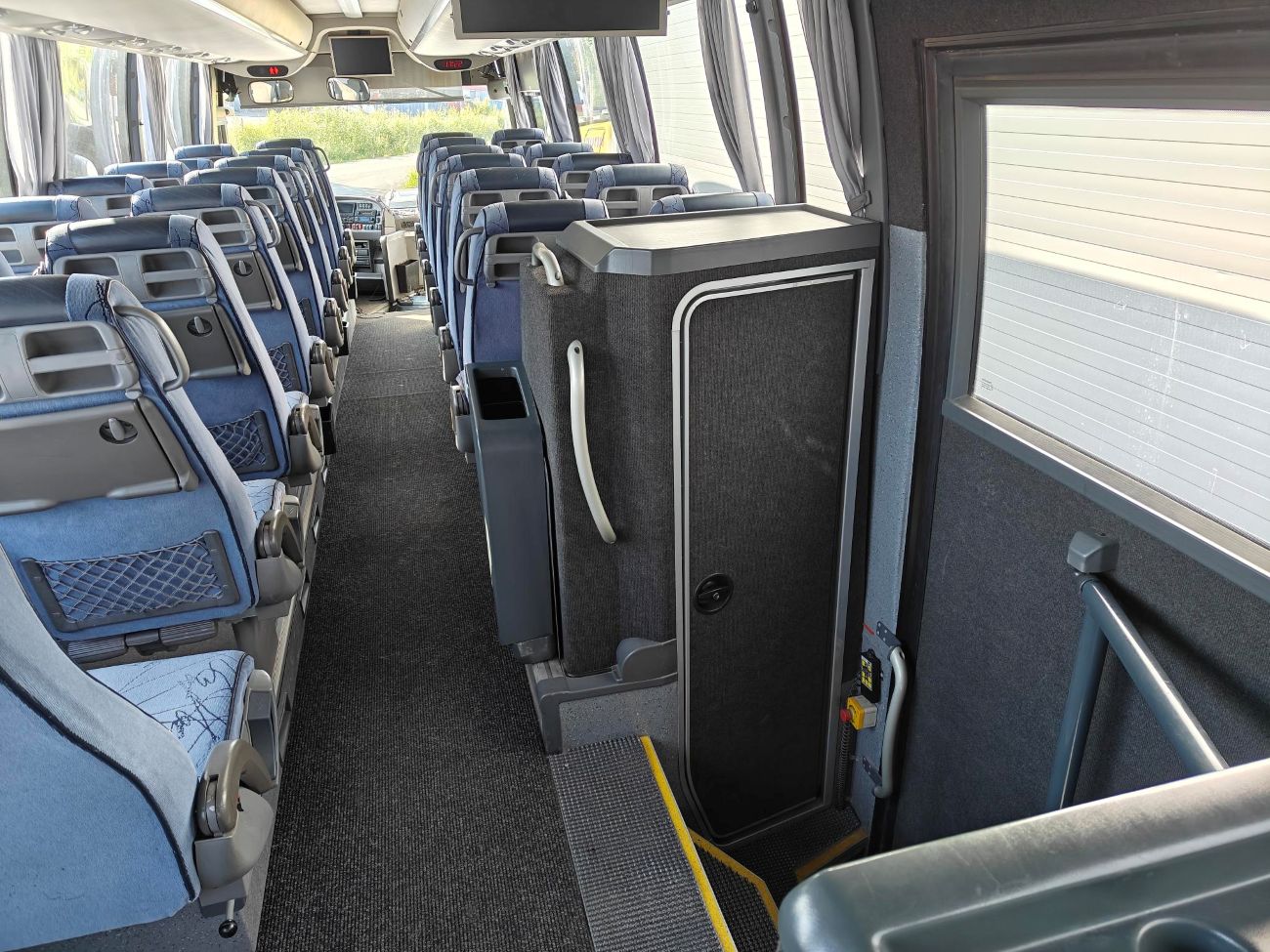 kokkola-citybus-bussi-sisatilat-varustelu